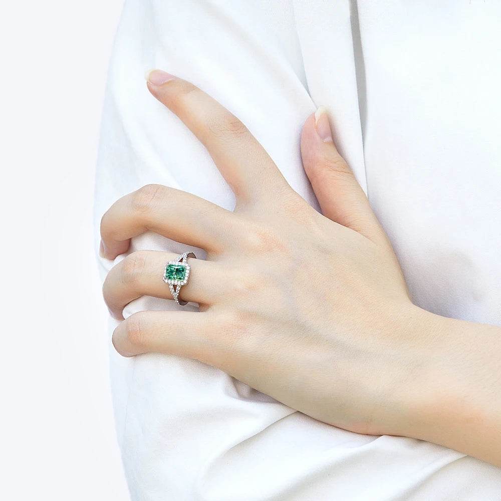 1ct Teal Moissanite Ring - SnaggIt