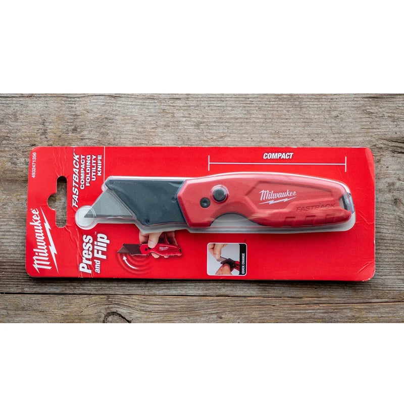 Milwaukee FASTBACK™ Compact Folding Utility Knife – Press & Flip Design - FASTBACK