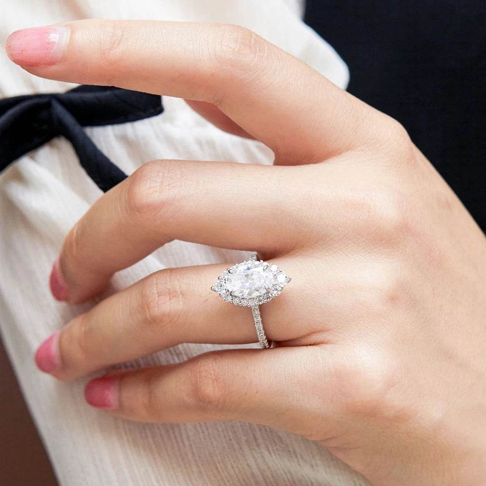 2.5ct Oval Moissanite Ring - SnaggIt