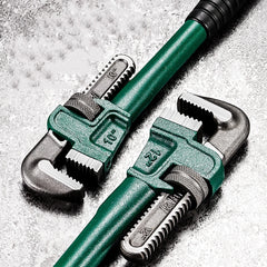Heavy Duty Straight Pipe Wrench by Snagg A Spud Wrench