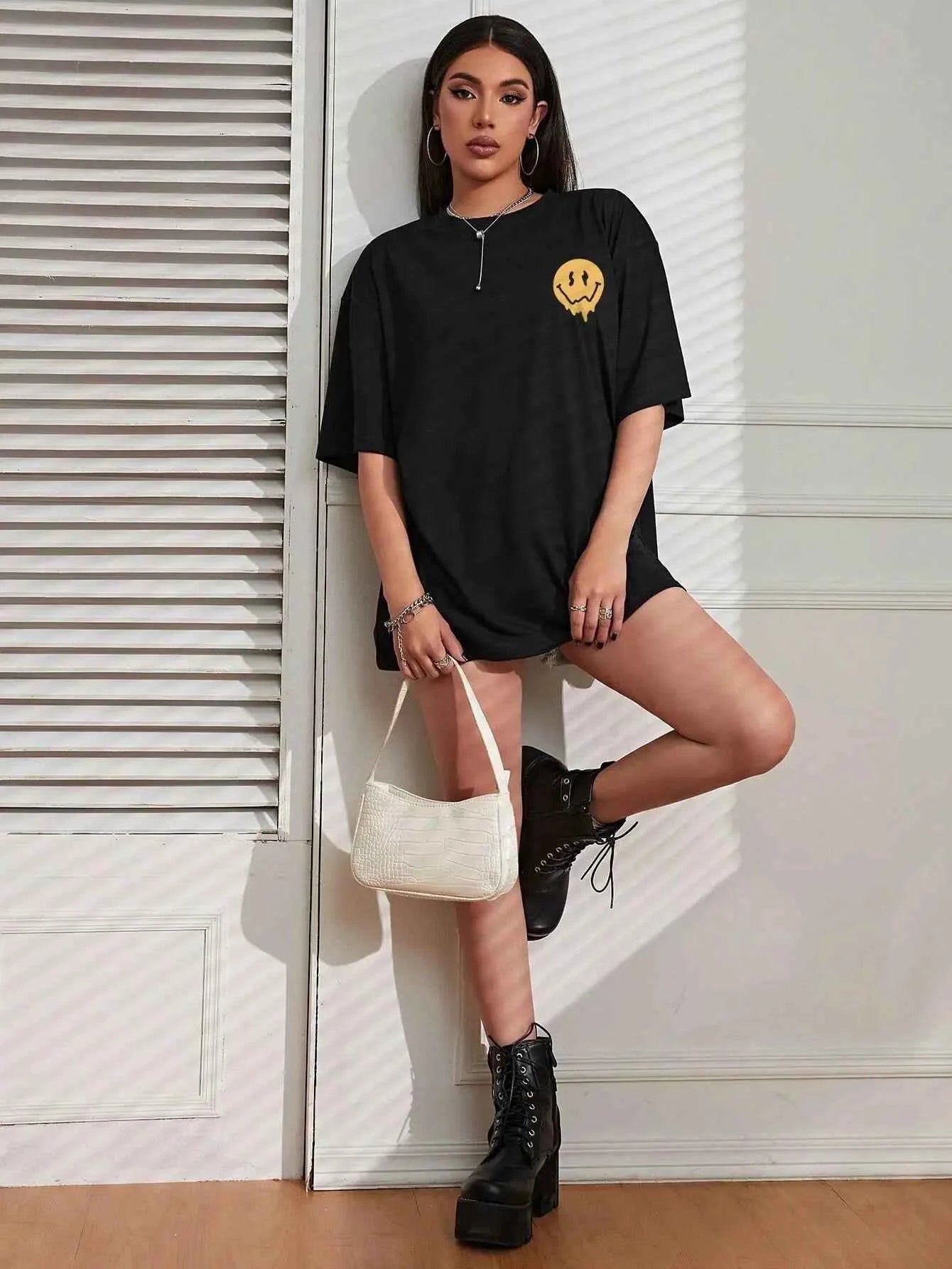 Women's "Do What Makes You Happy" Graphic T-Shirt | Cotton Oversized Street Casual Short Sleeve Tee