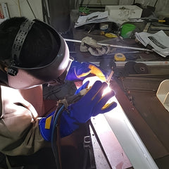 Heat-Resistant Welding Gloves
